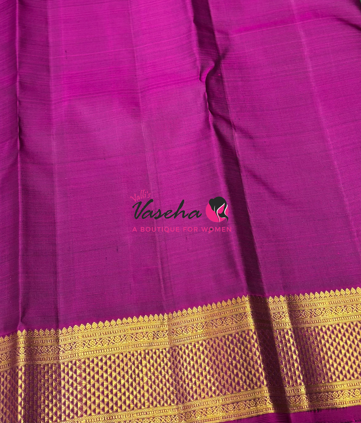 Pure Kanchipuram Silk Saree - Green  & Purple Combo - VVPS025