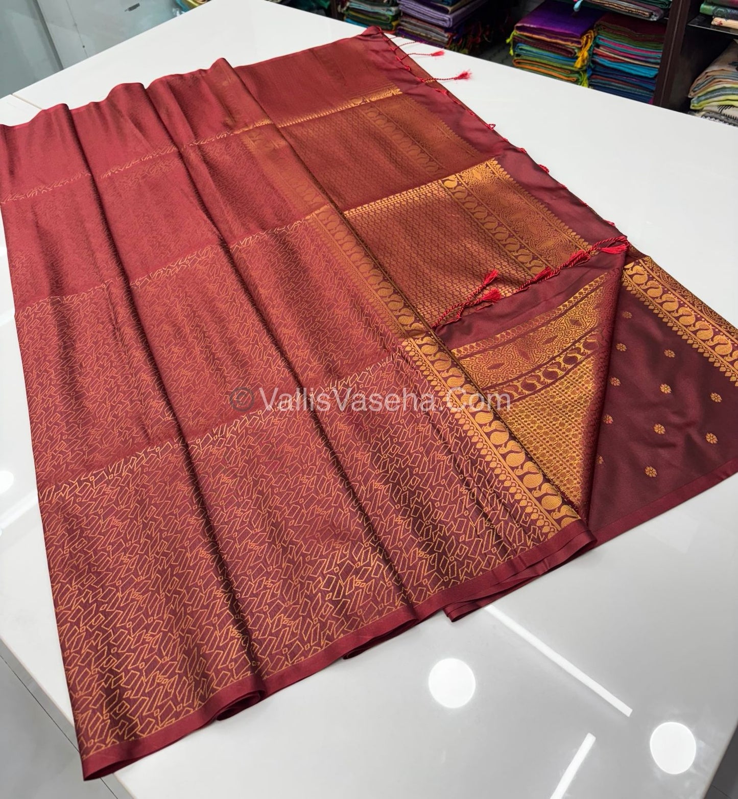 Semi Soft Silk   - Borderless - Contemporary Design - Wine  Shade -VVSSS012