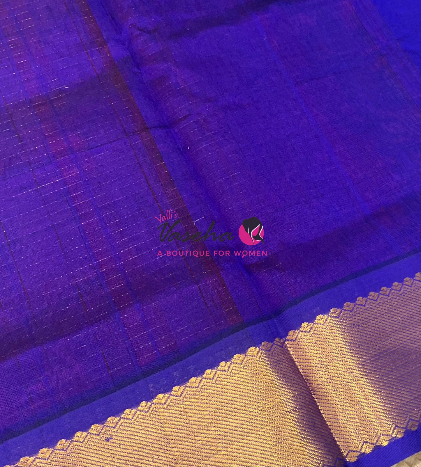 Pure Silk Cotton Saree - Mayil & Chakkaram Design - Red With Blue Shade -VVMC002