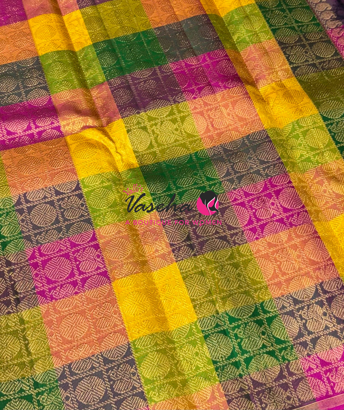 Pure Kanchipuram Silk Saree - Green with Multi colour Shade - VVPS025