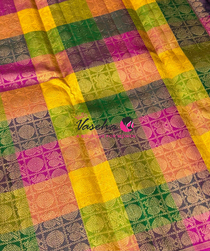 Pure Kanchipuram Silk Saree - Green with Multi colour Shade - VVPS025