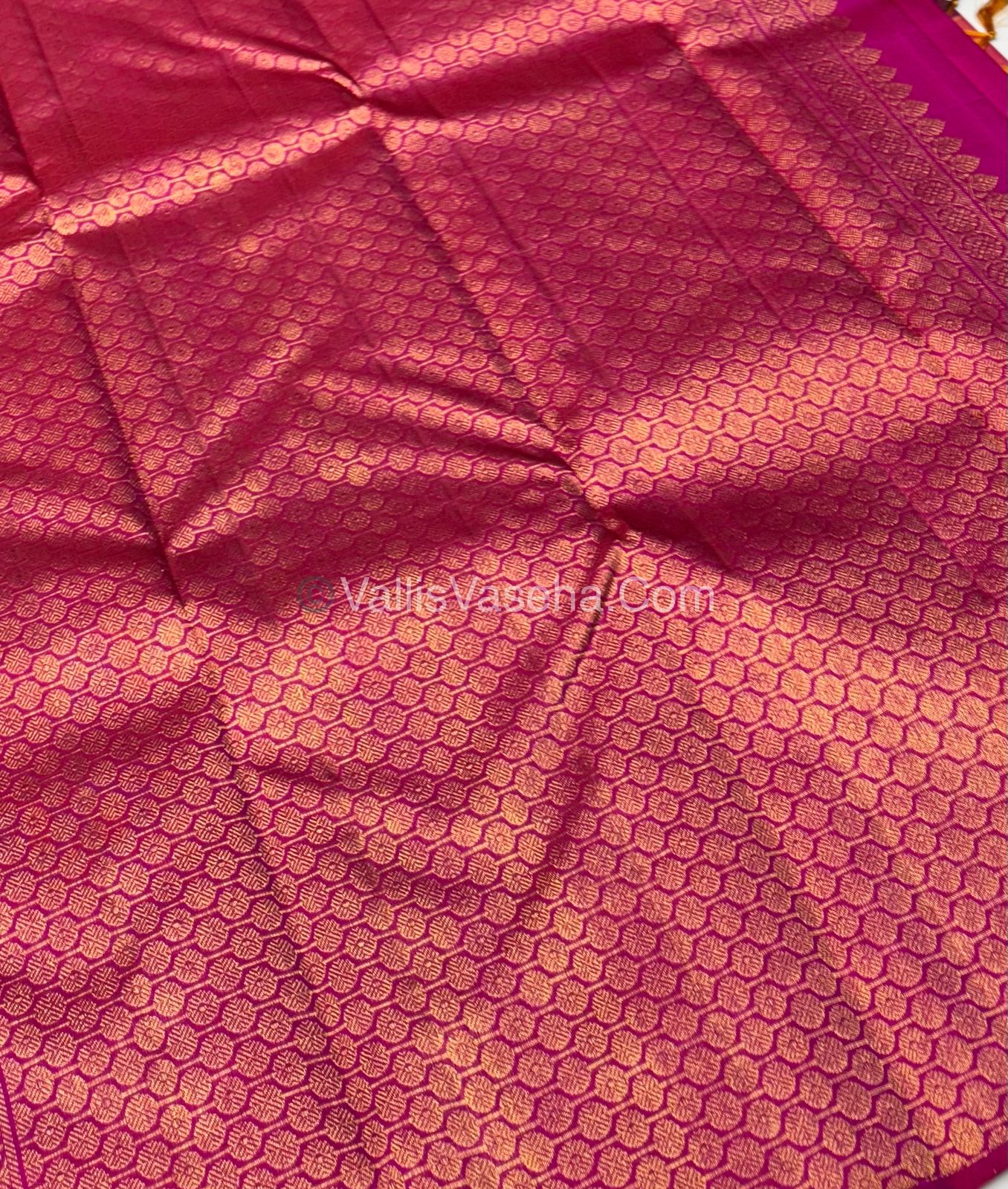 Pure Kanchipuram Silk Saree - Pazhum Pazhamum Checks - VVPS017