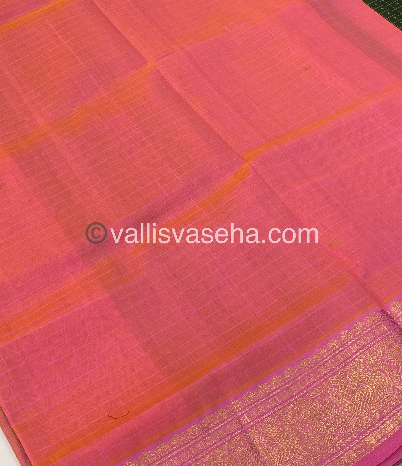 Pure Silk Cotton Saree - Green with Peach - Lakshadeepam Design - VVPLD001