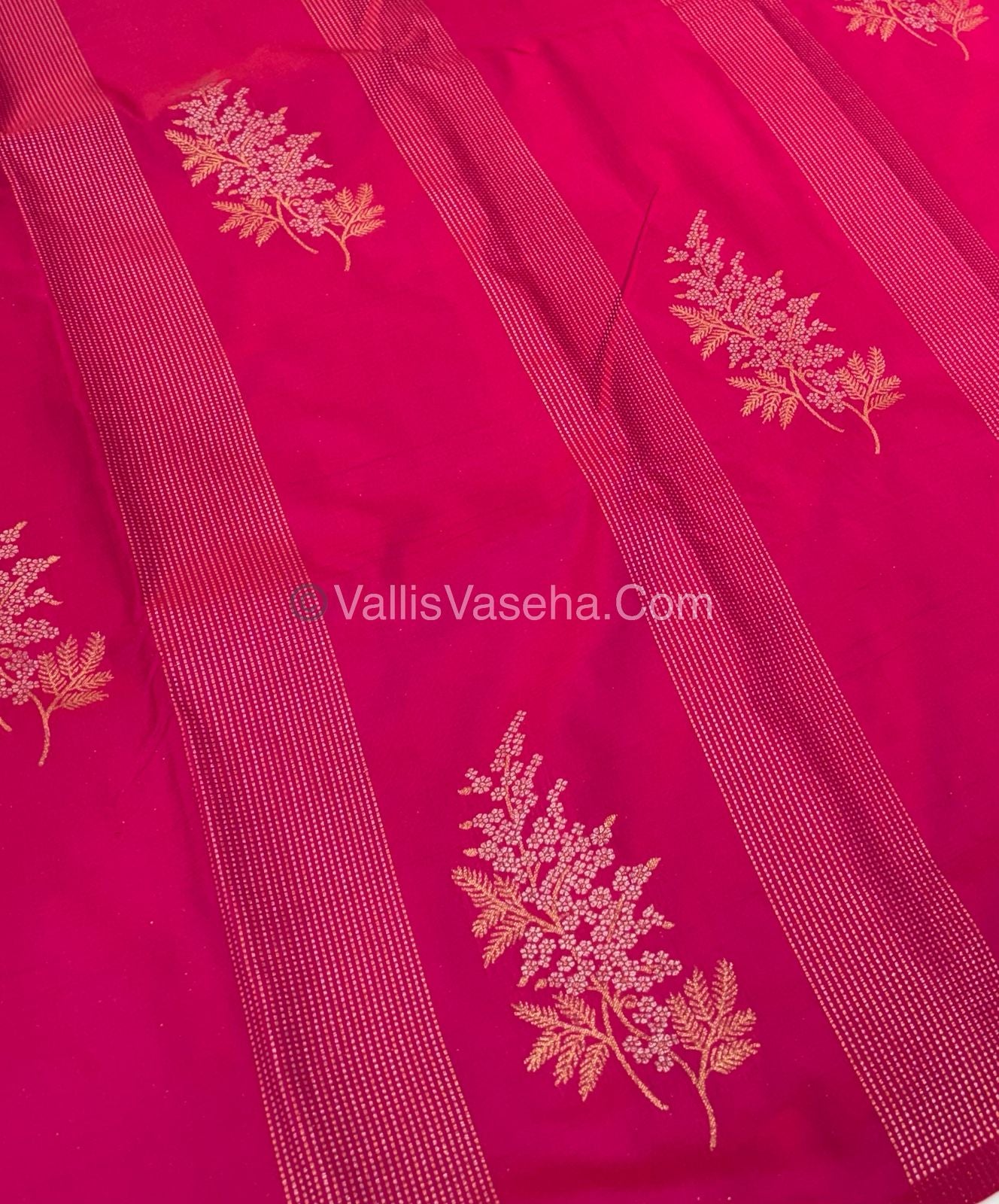 Semi Soft Silk - Border less - Rani Pink Shade -VVSSS026