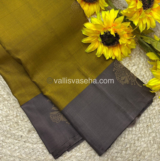 Half Mix - Pure Soft Silk Saree - VVPSS030