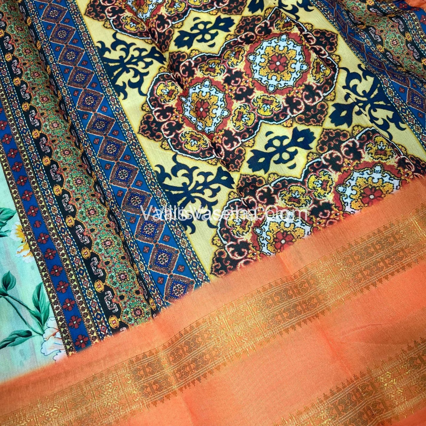 40% less - Offer Saree - Dola Silk   Saree - VVDS007