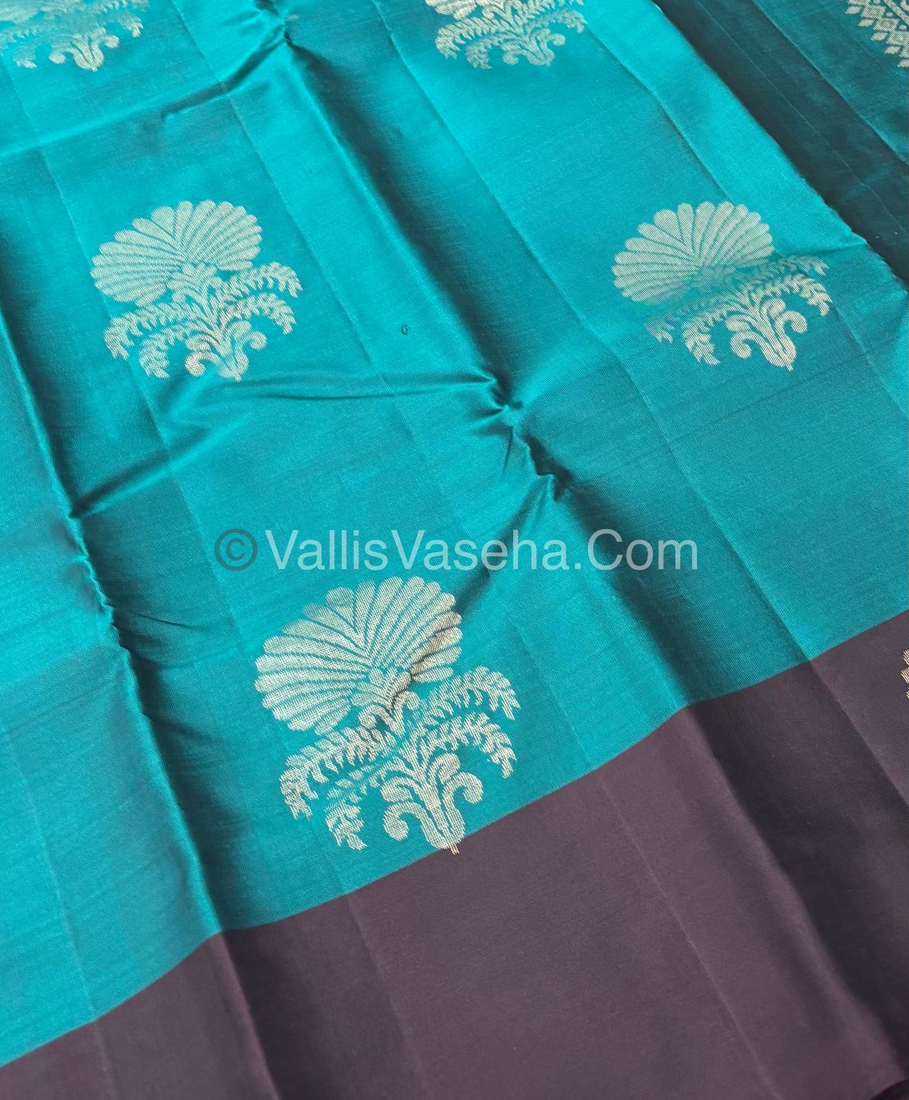 Half Mix - Pure Soft Silk Saree - VVPSS049