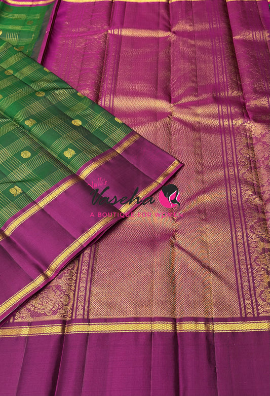 Pure Kanchipuram Silk Saree - Green & Purplish Pink Combo - VVPS037
