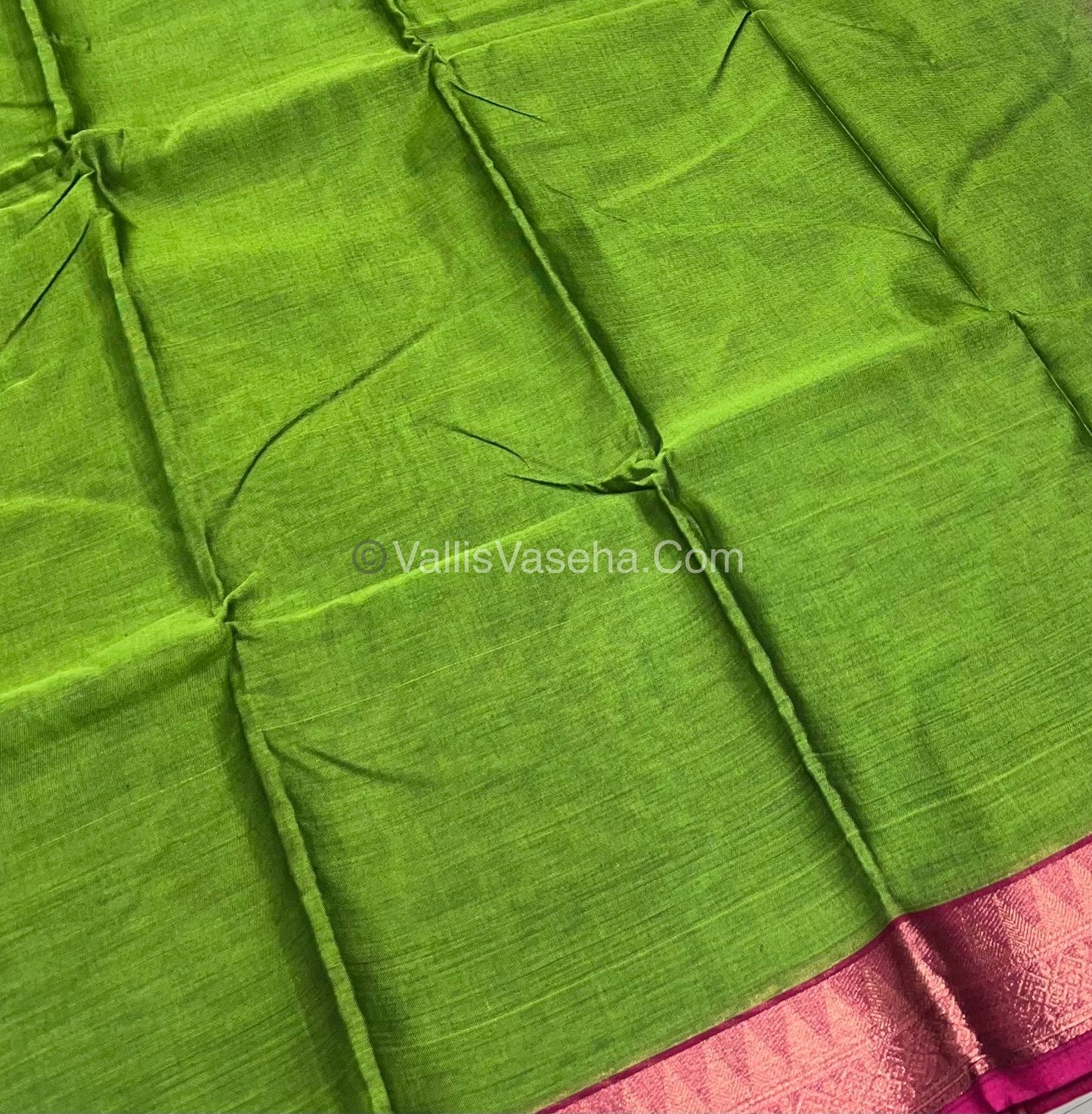 Dhaka Cotton Saree - VVDCS001