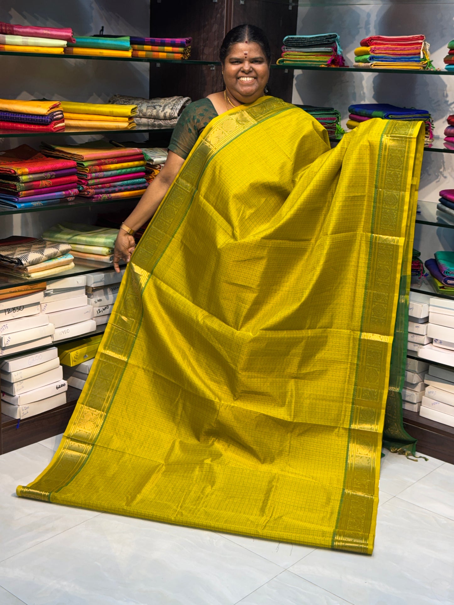 Pure Silk Cotton Saree - Yellow with Green - Lakshadeepam Design - VVPLD001