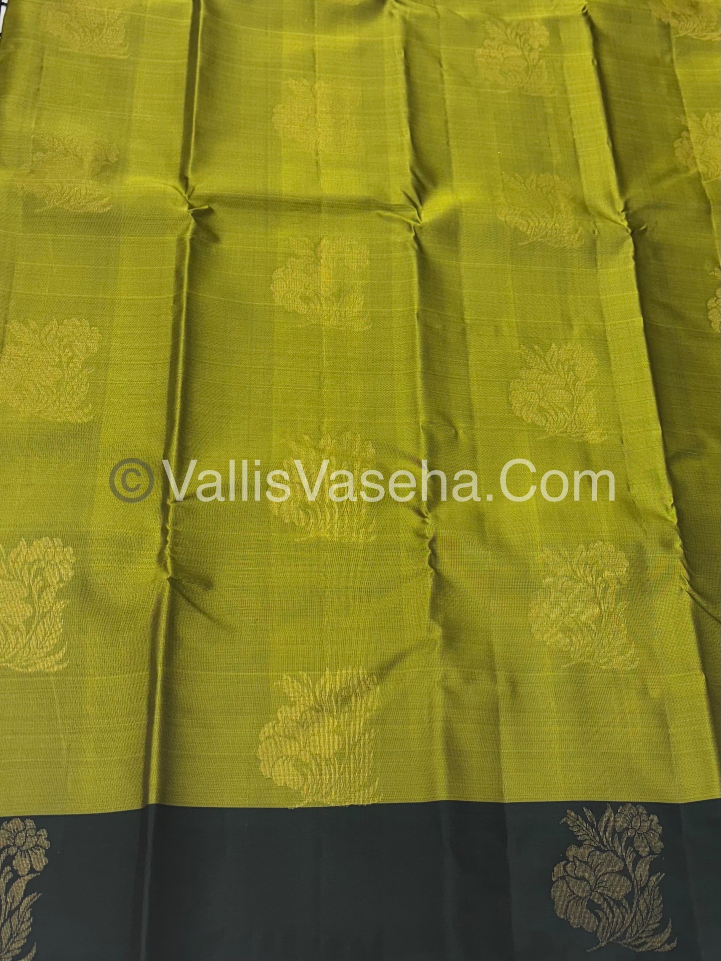 Half Mix - Pure Soft Silk Saree - VVPSS075