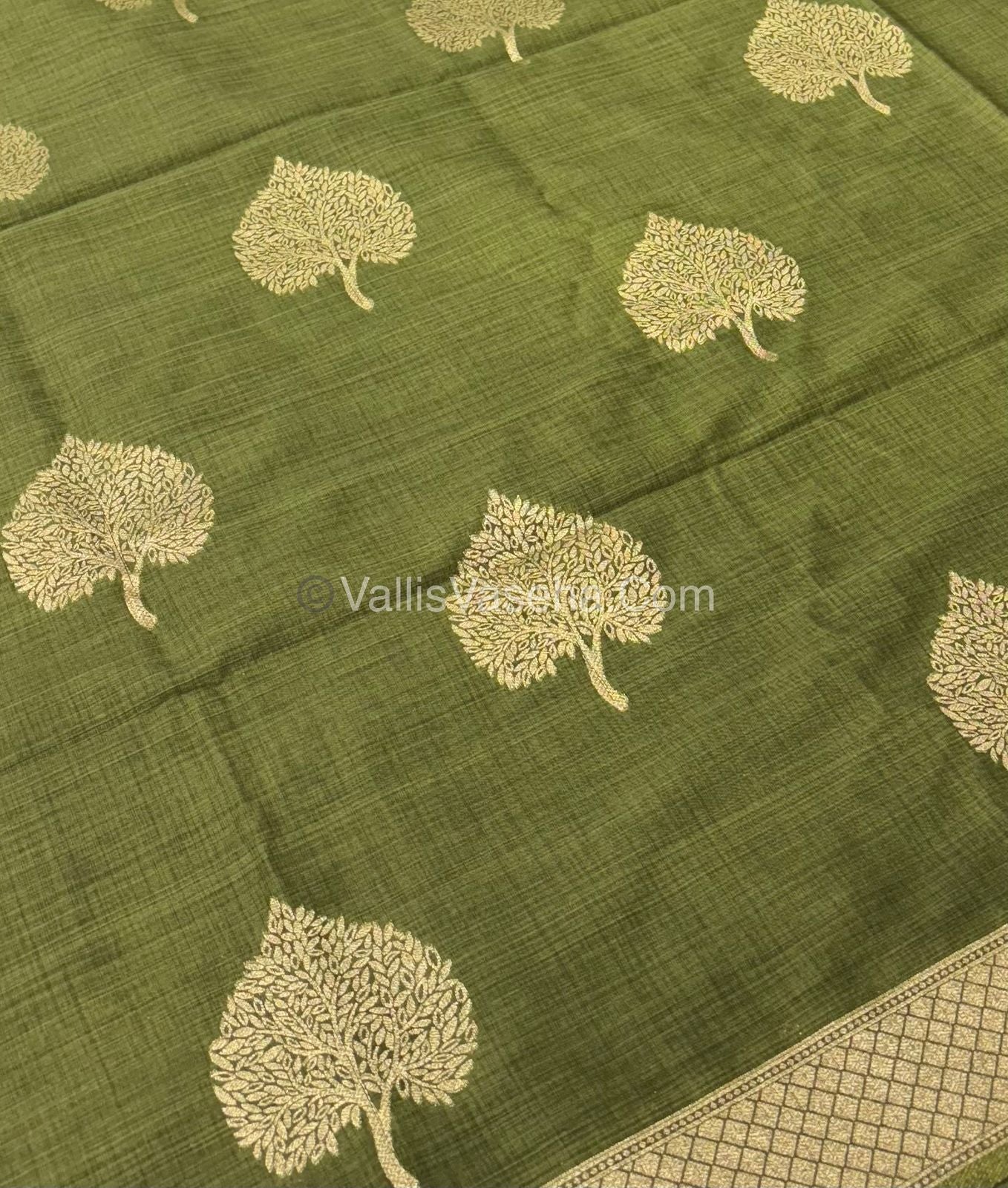 Banarasi - Heritage Silk - Semi Kathan Silk -  Mehind Green Shade - VVBHS007