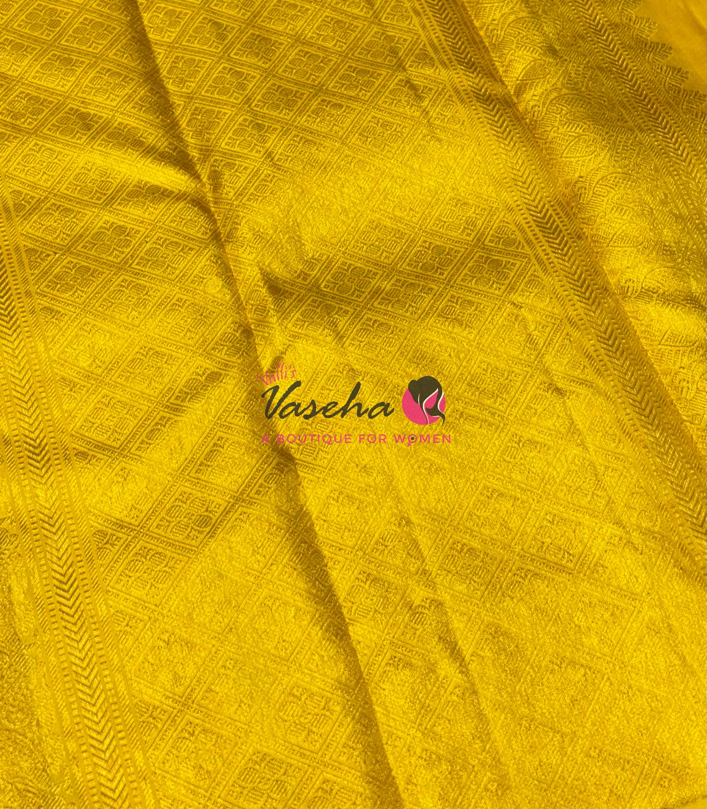 Pure Kanchipuram Silk Saree - Border Less - Dark Purple with Yellow Combo - VVPS043