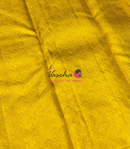 Pure Kanchipuram Silk Saree - Border Less - Dark Purple with Yellow Combo - VVPS043