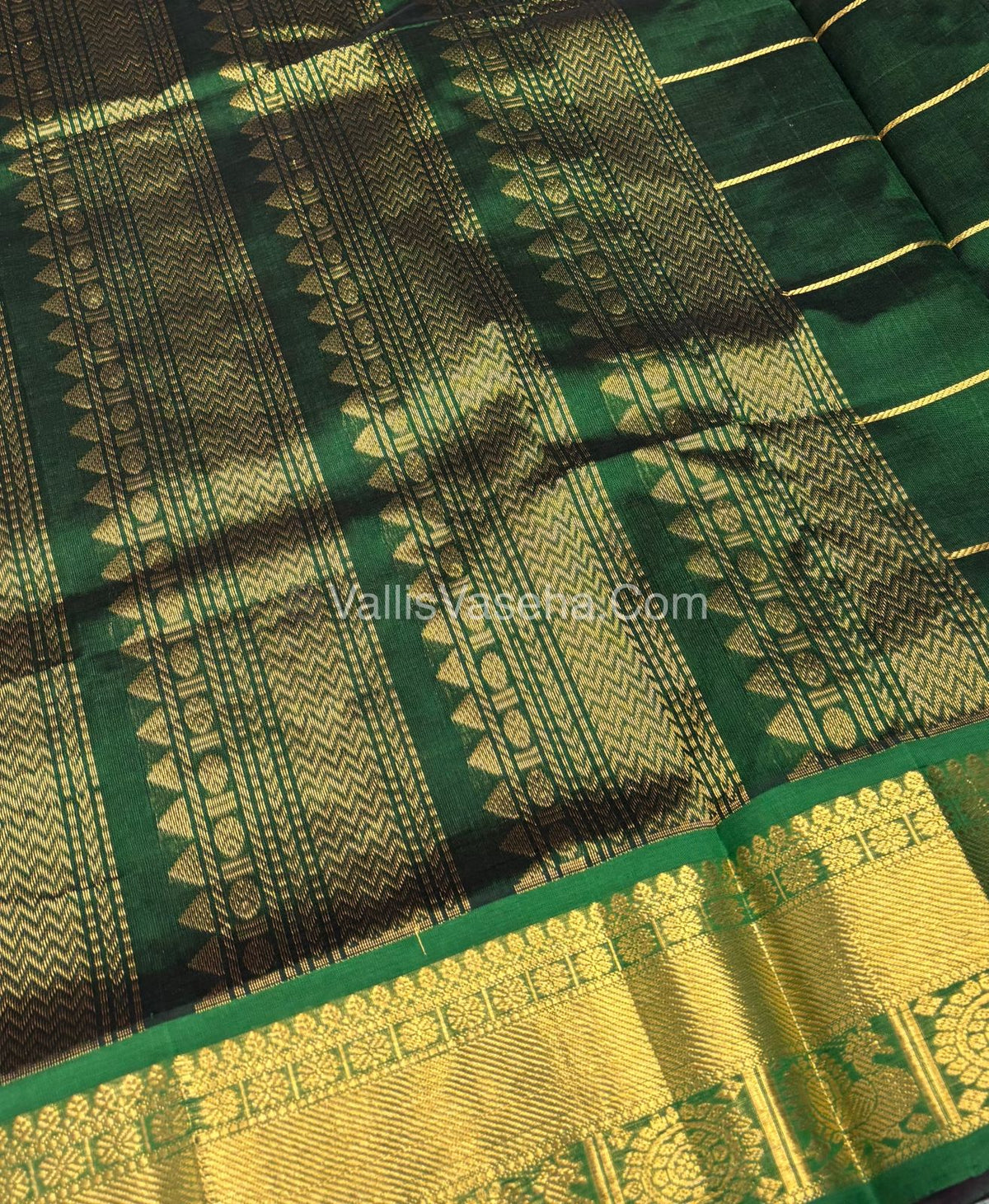 Pure Silk Cotton Saree - Mayil & Chakkaram Design -  Pink With Green Shade - VVMC001
