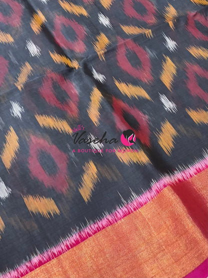 Pochampally Silk Cotton Saree - Grey & Pink Shade - VVPPS001