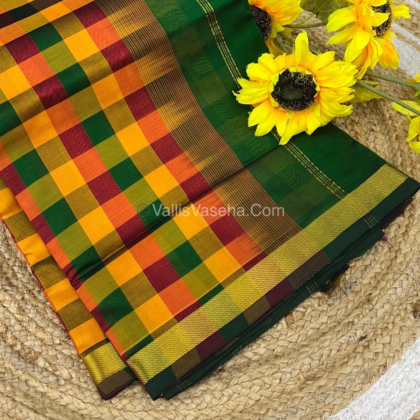 Pure Silk Cotton Saree - Pazhum Pazhamum Checks Design - Green Pallu - VVPPSC01