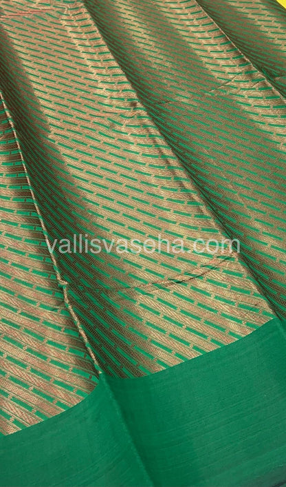 Banarasi - Copper Zari Saree - VVCZ001