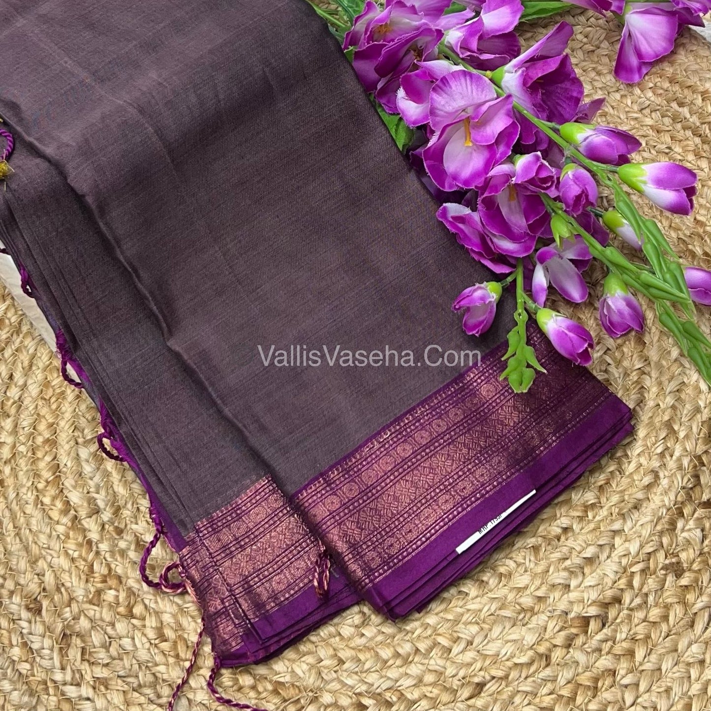 Dhaka Cotton Saree - VVDCS001