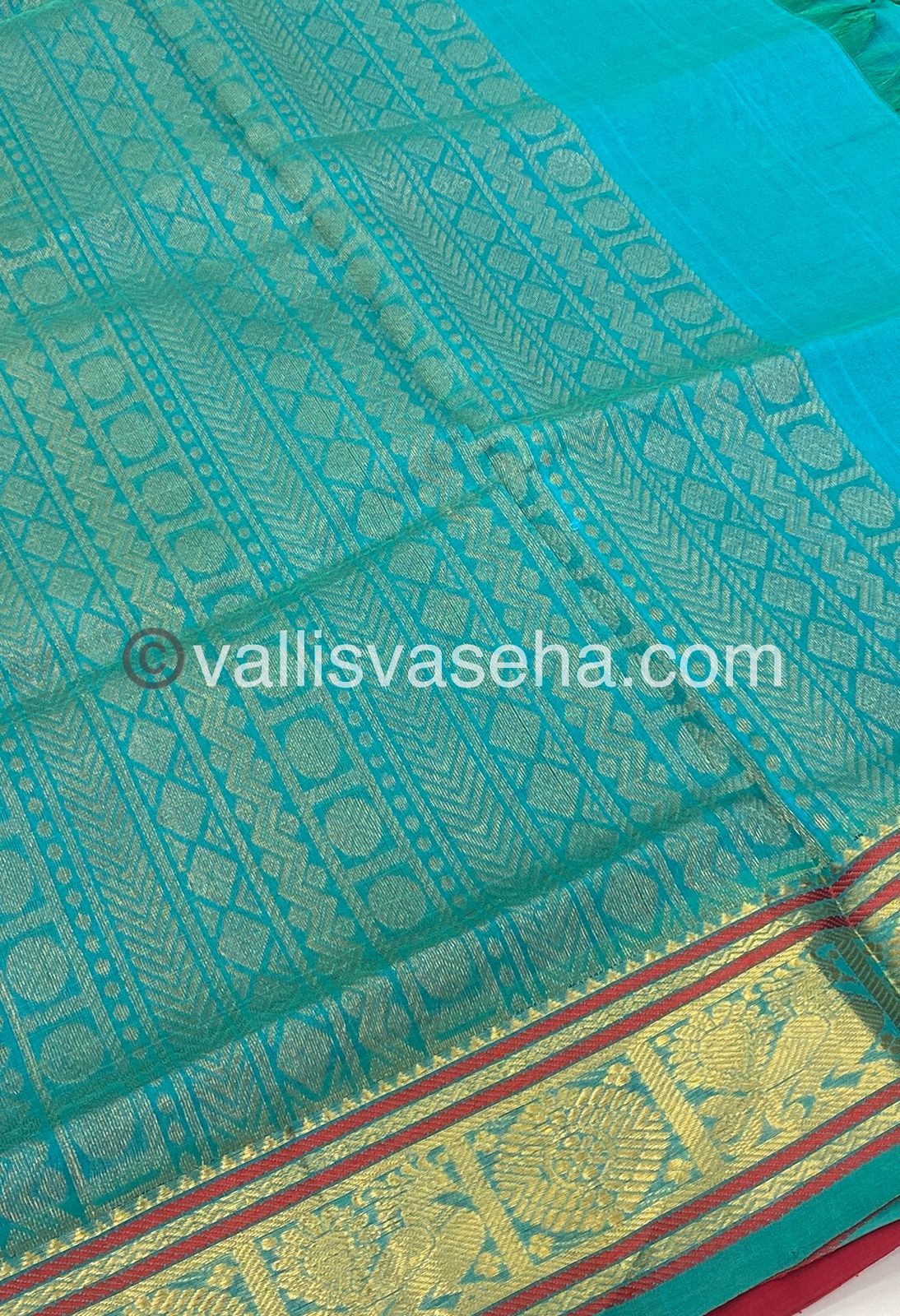 Pure Silk Cotton Saree - Red with Turquoise Blue - Lakshadeepam Design - VVPLD001