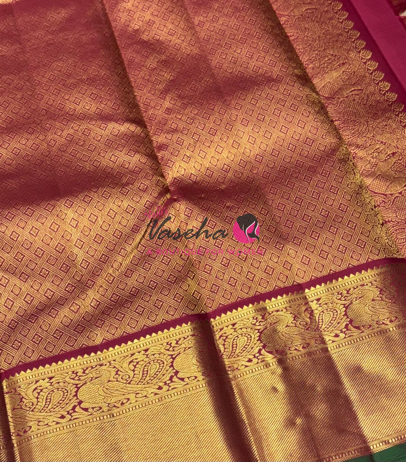Pure Vintage Korvai Kanchipuram Silk Saree - Chikku & Maroon Combo - VVPS038