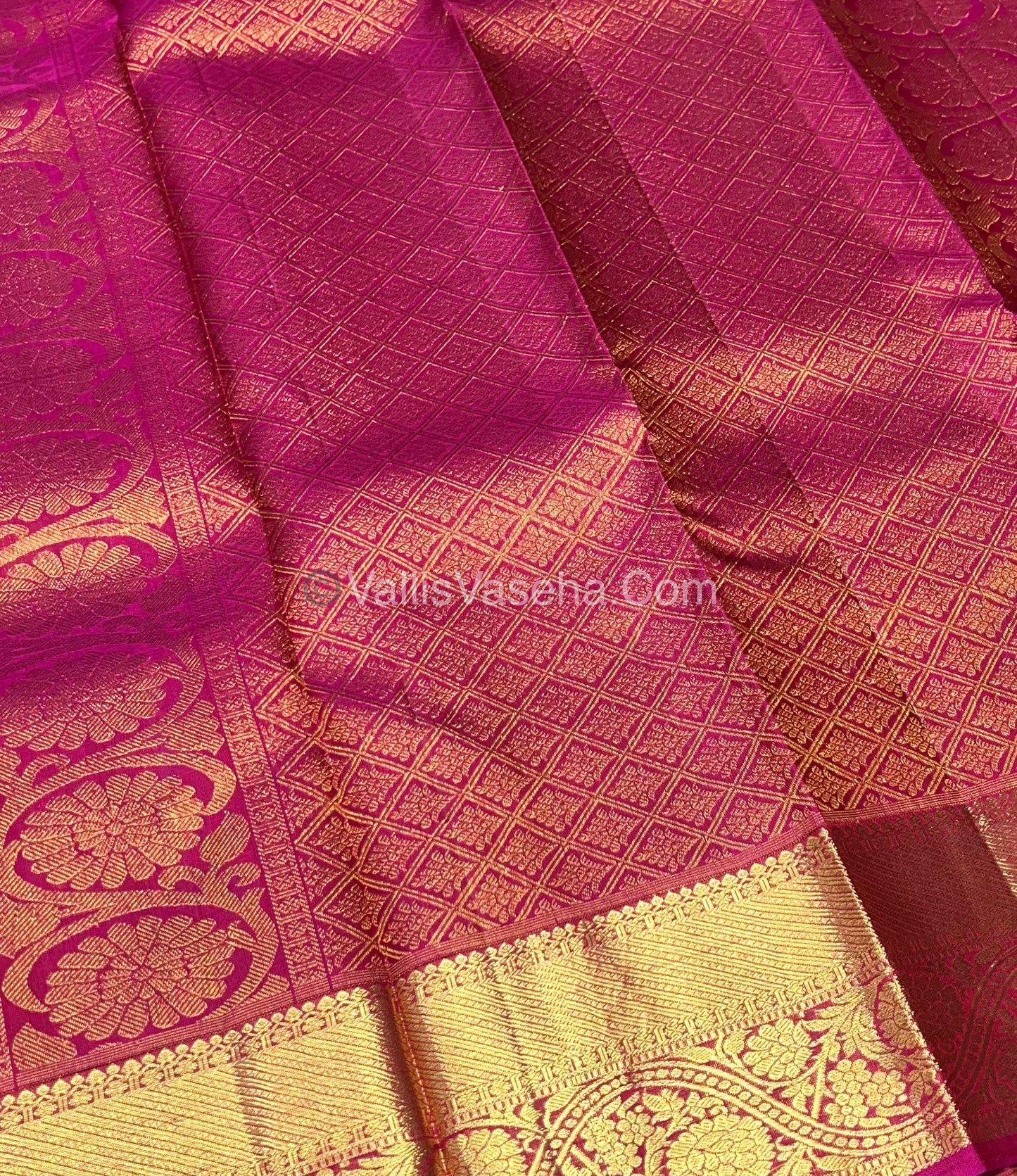Pure Kanchipuram Silk Saree - Pazhum Pazhamum Checks - VVPS017