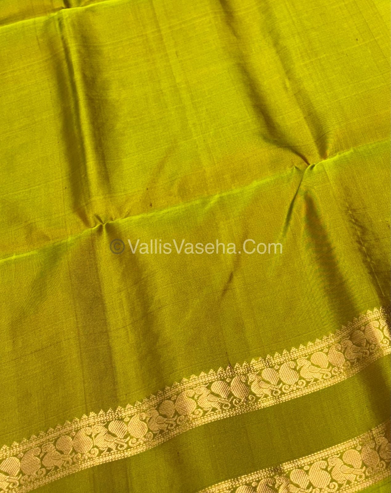 Pure Soft Silk Saree - Retta Petta Border - Purple & Green Shade - VVPSS057