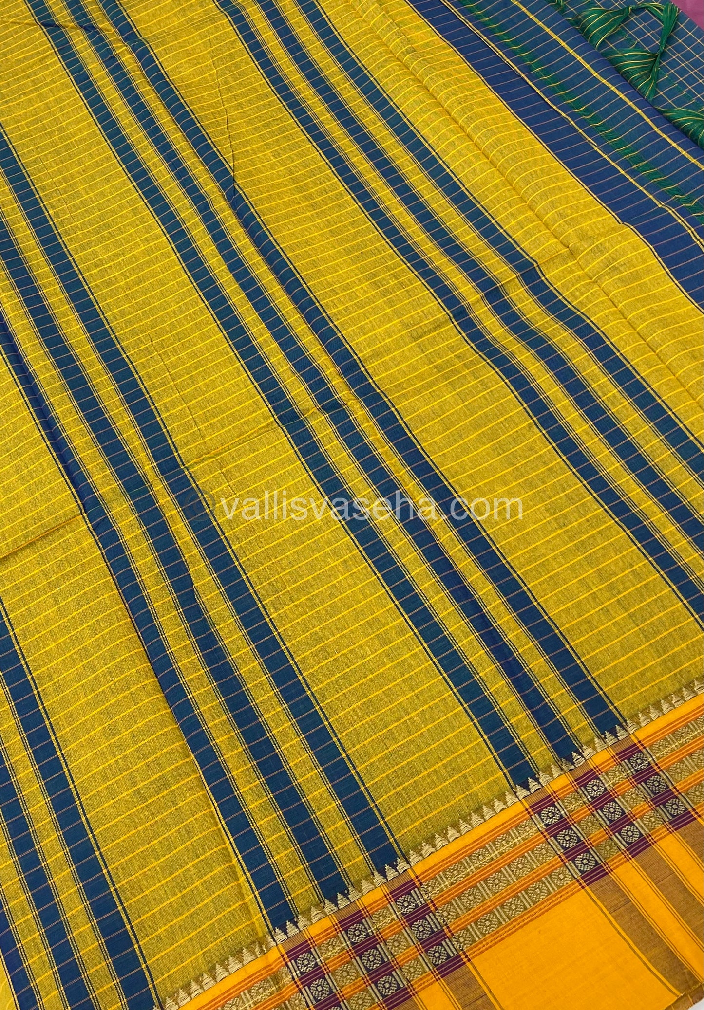 Narayanapet Mercerised Cotton Saree - All Over Checks Pattern-VVNMC001