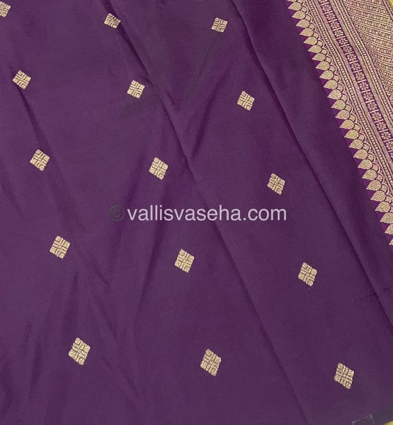 Semi Kanchi Silk - Mahendi Green & Purple Shade  - VVSKS004