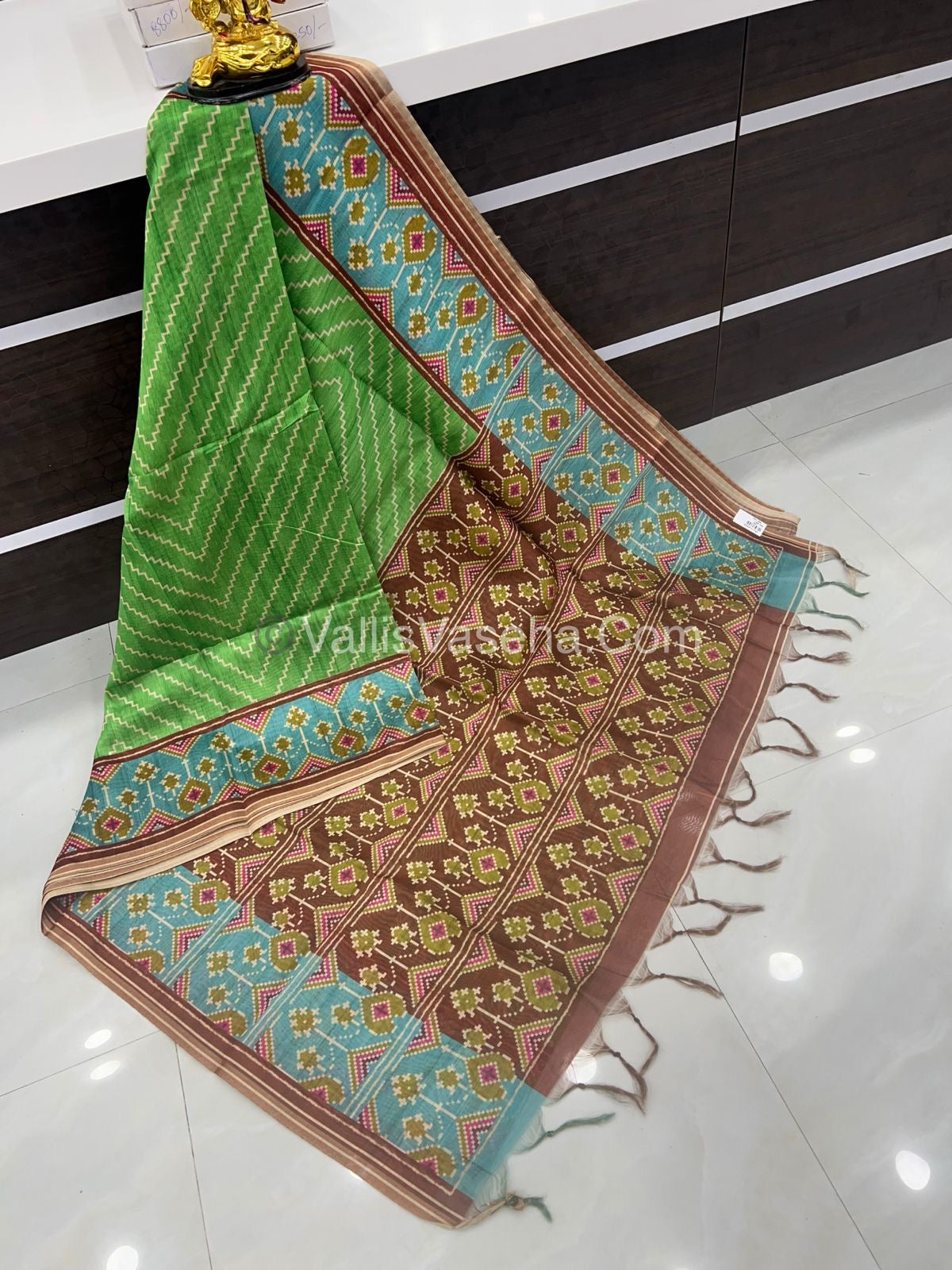 Semi Tussar Saree  - VVSTS009