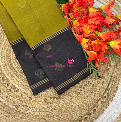 Half Mix - Pure Soft Silk Saree - Vairavoosi Pattern - Long Retta Petta Border with Butta - VVPSS107