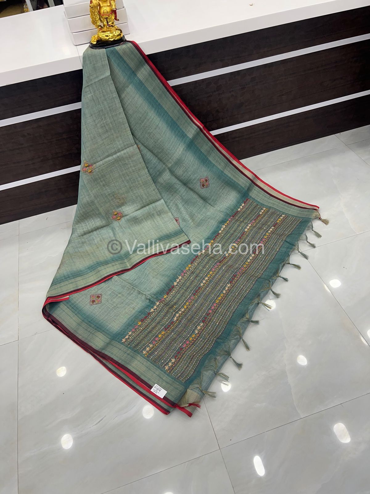French Knot - Tissue Saree -  VVLFN001