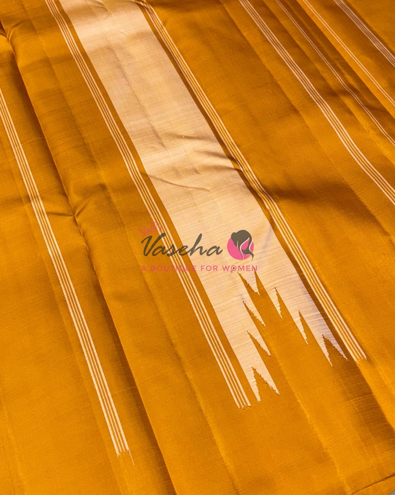 Pure Kanchipuram Silk Saree - Thalampoo - VVPS029