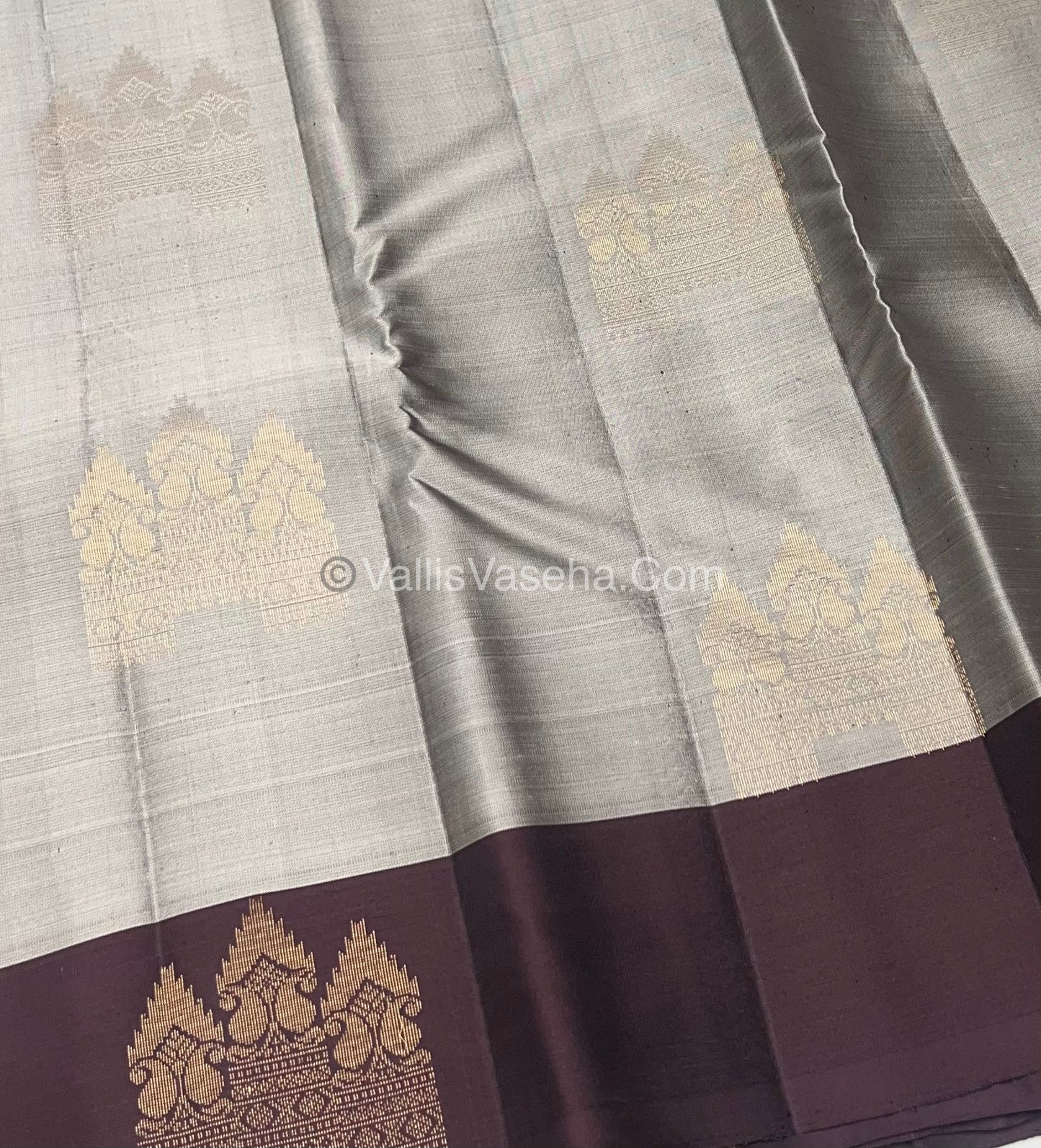Half Mix - Pure Soft Silk Saree - VVPSS054