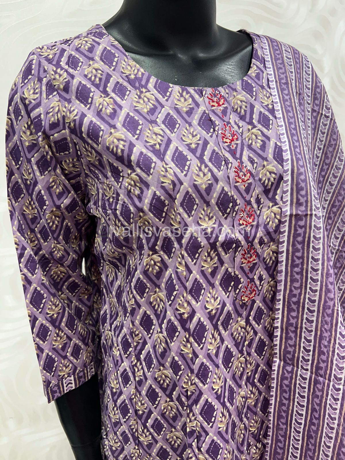 (Ready Made - Anarkali - Salwar, Kameez & Duppatta(3pc)- Printed Cotton - VVAS003