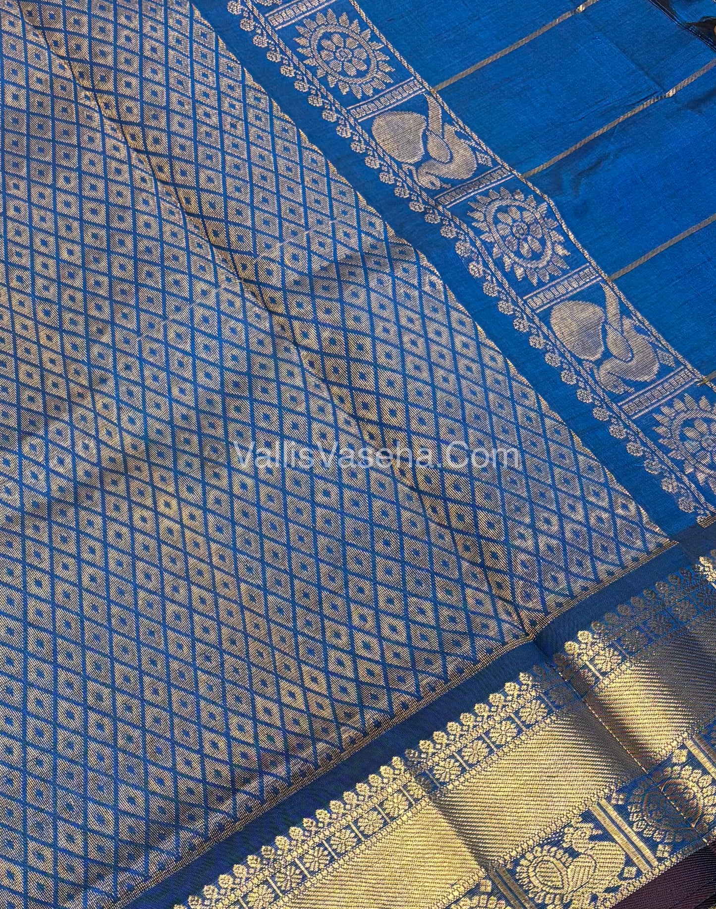 Pure Silk Cotton Saree - Mayil & Chakkaram Design -  Blue  Shade - VVMC001