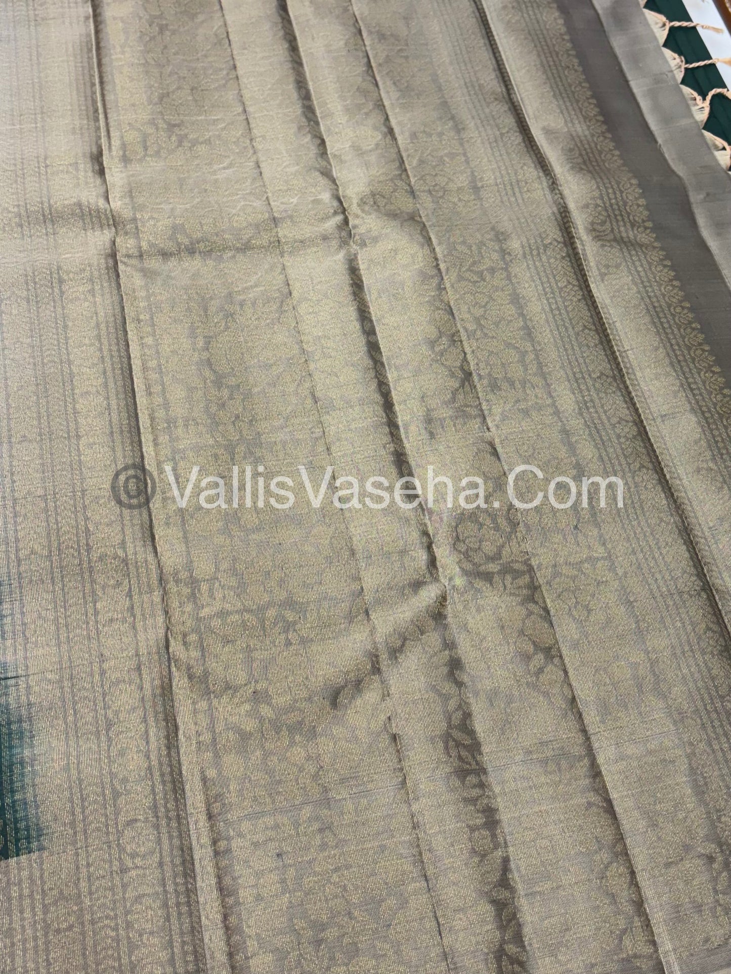 Half Mix - Pure Soft Silk Saree - VVPSS075