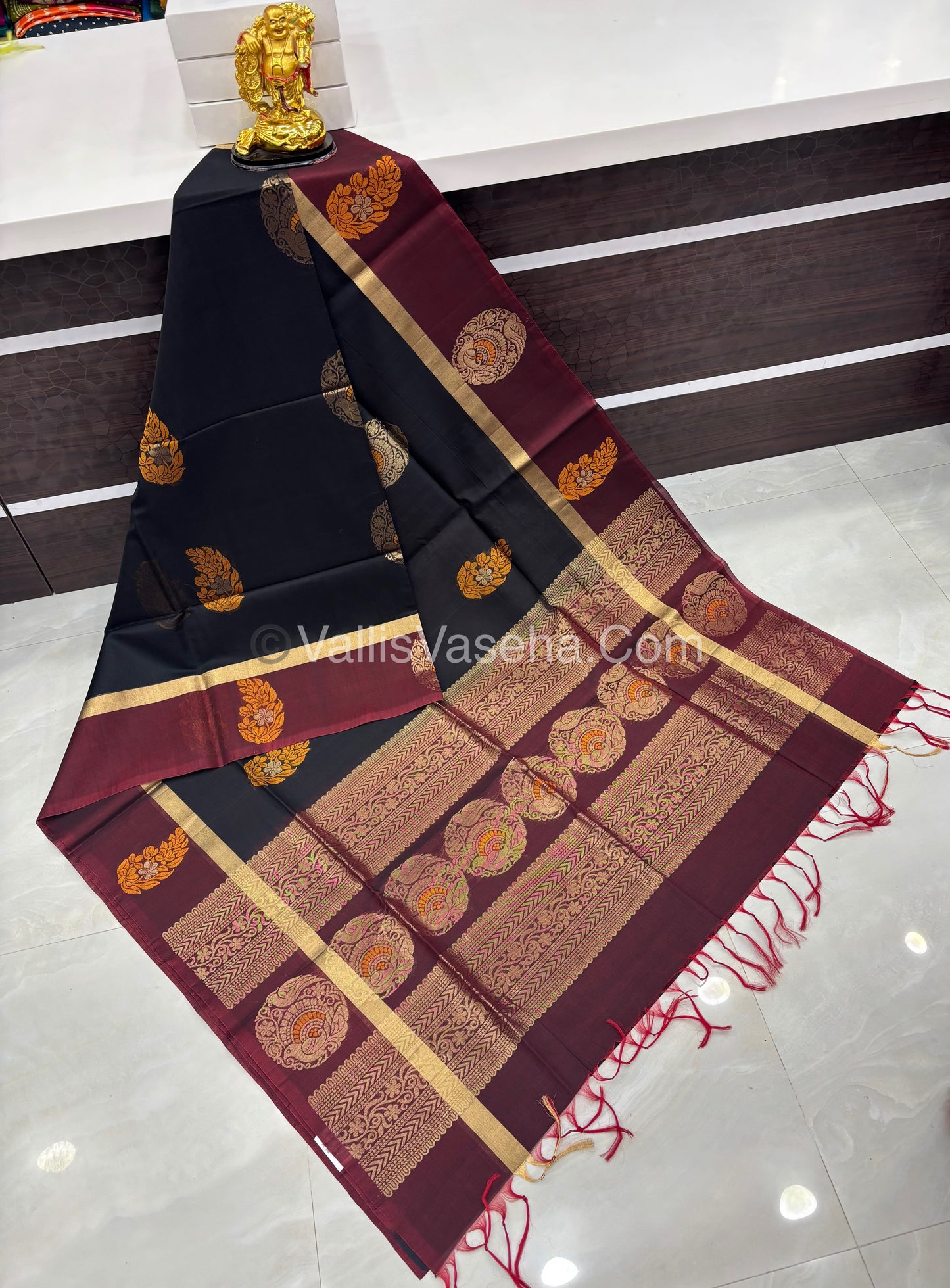Kora Silk Saree - SICO -  Black With Maroon Shade  - VVKS002