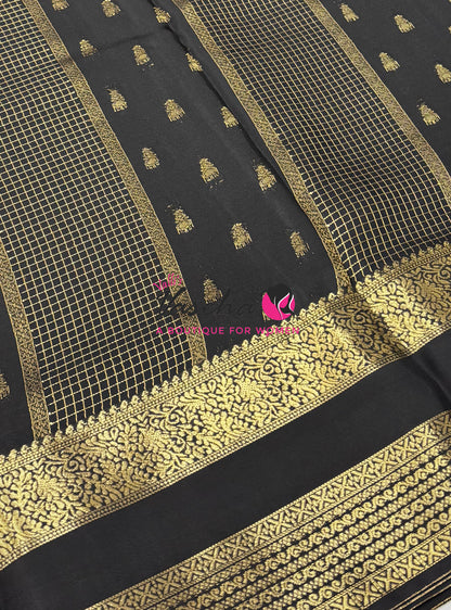 Semi Mysore Crepe Silk  - Black Shade - VVSMC004