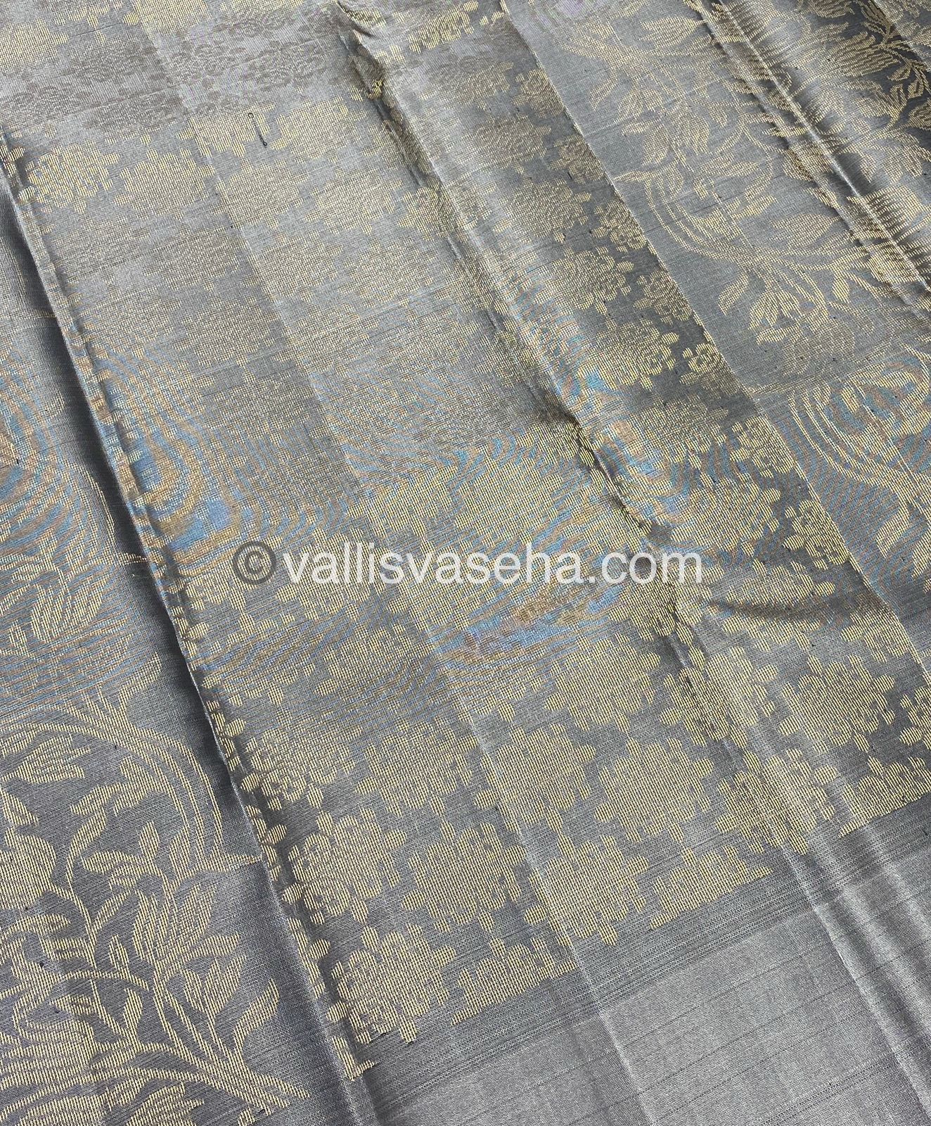 Half Mix - Pure Soft Silk Saree - VVPSS030