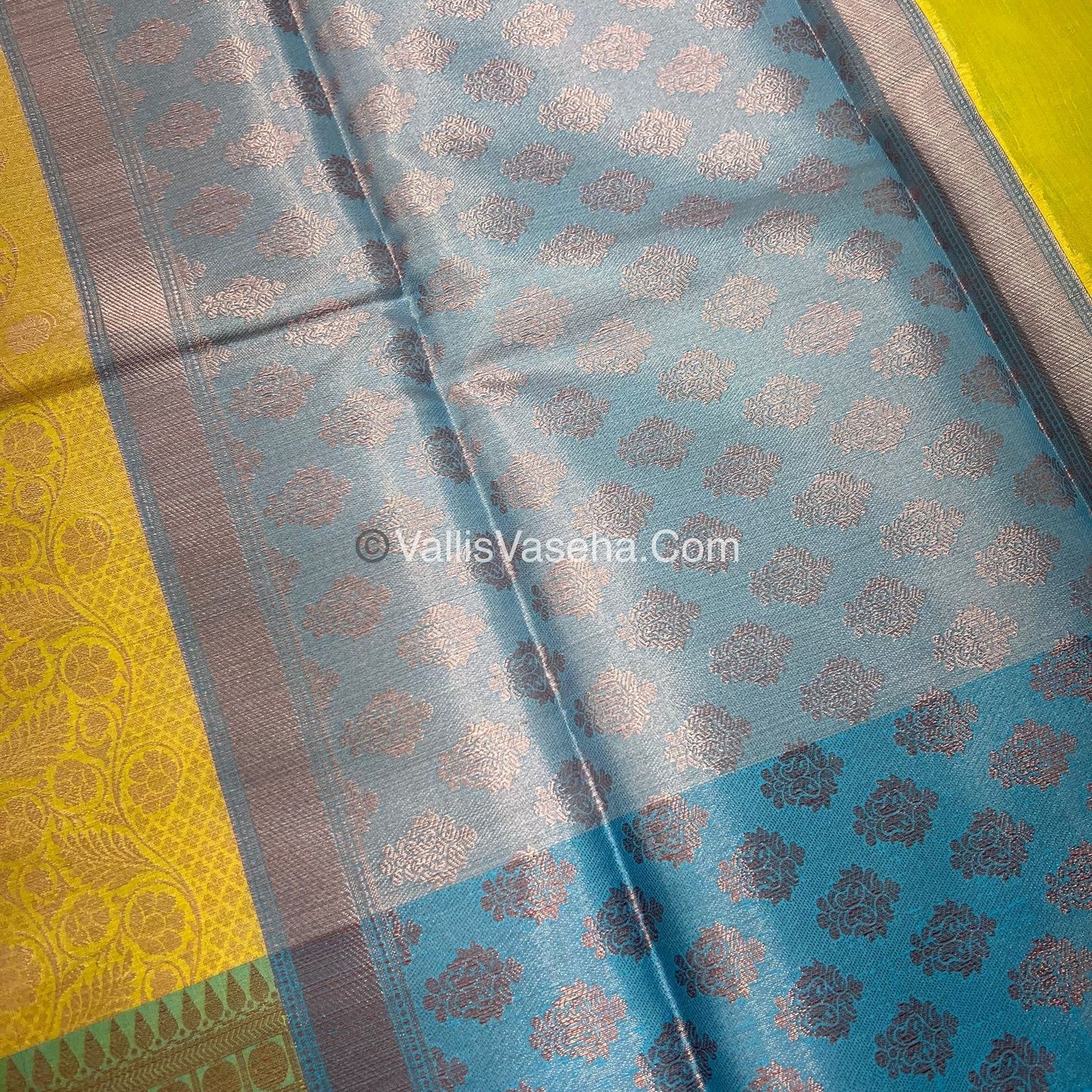 30% less - Offer Saree - Semi Banarsi Saree - VVDS006