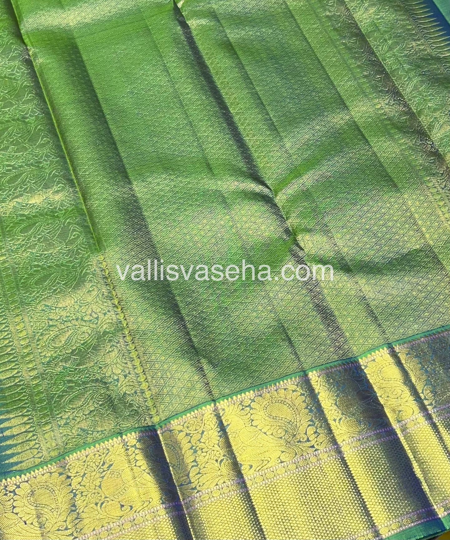 Pure Vintage Korvai Kanchipuram Silk Saree - Yellow & Green Combo - VVPS006