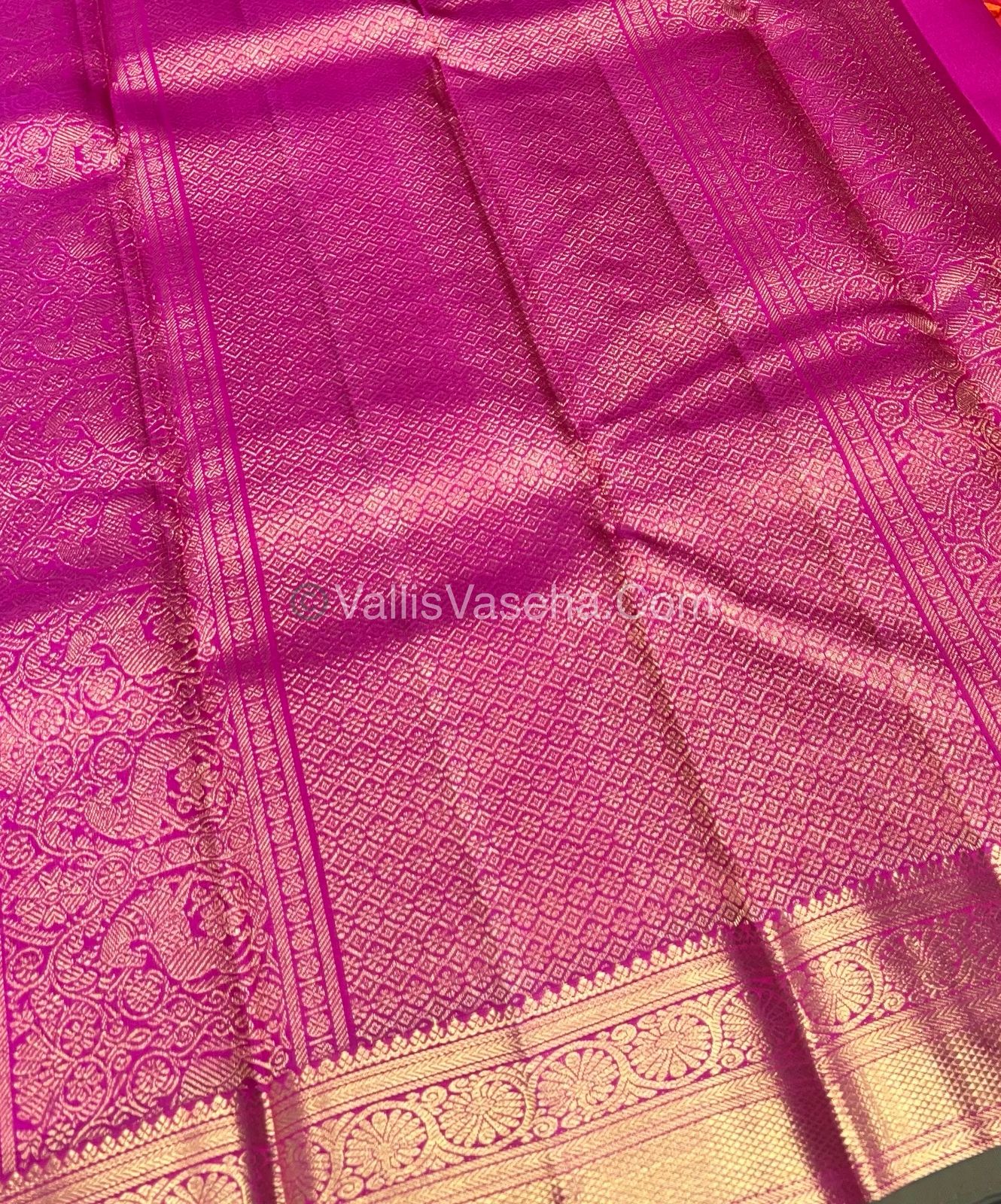 Pure Kanchipuram Silk Saree - Peach with Pink Combo - VVPS011