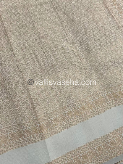 Kanchi Semi Silk - Mayil & Chakkaram design - VVKSS001