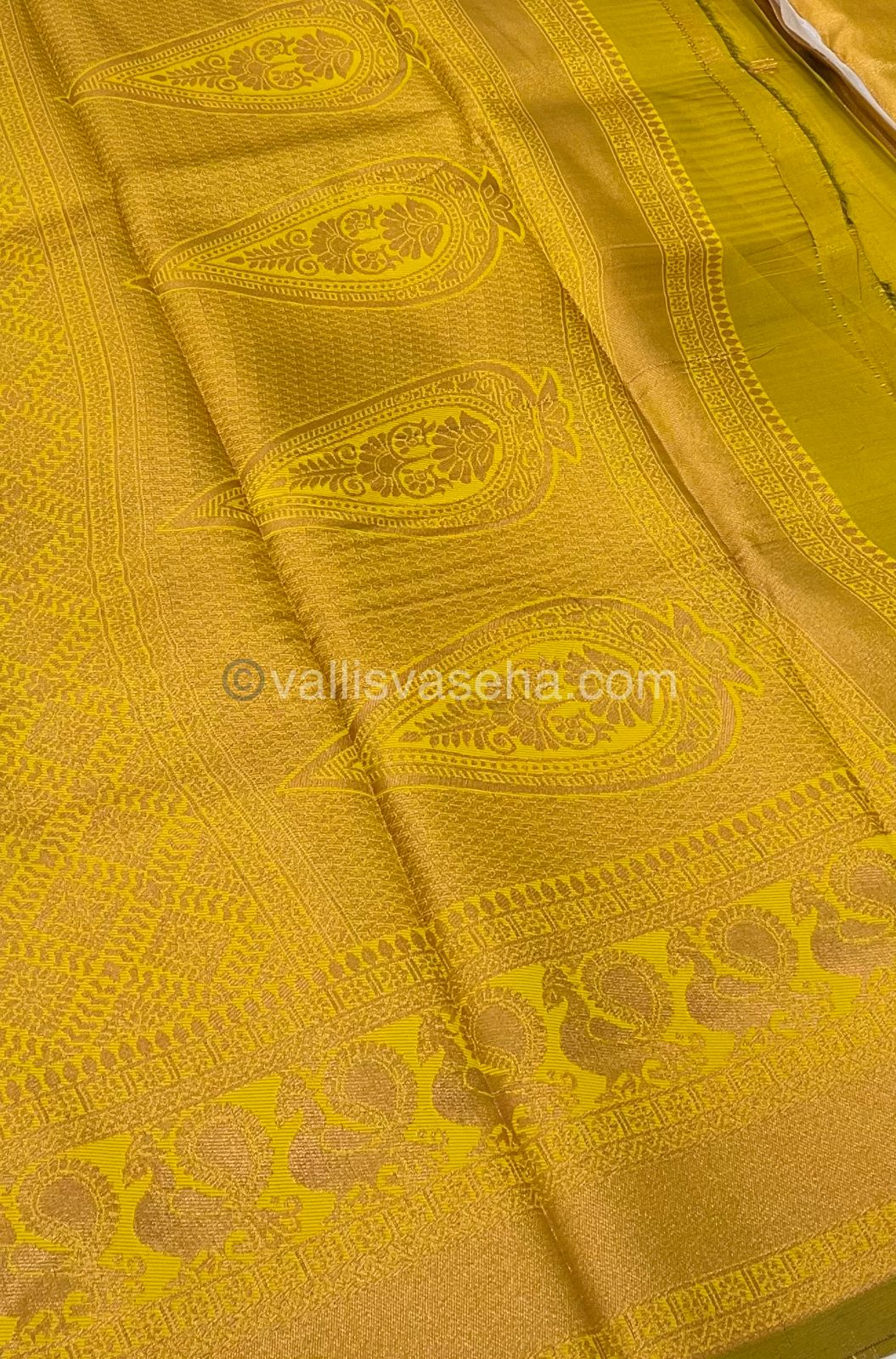 Semi Silk Saree - Kanchi Semi Silk Style - Peacock Border - VVSSS006