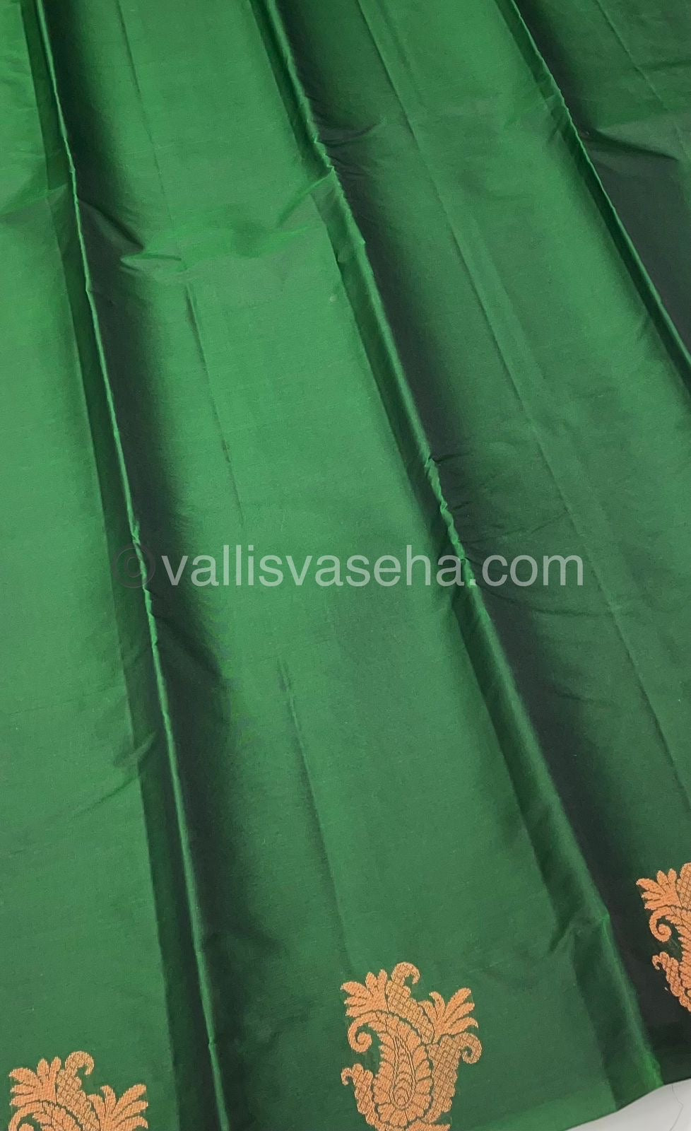 Half Mixed - Light Weight - Pure Soft Silk Saree - Dark Green  - VVPSS024