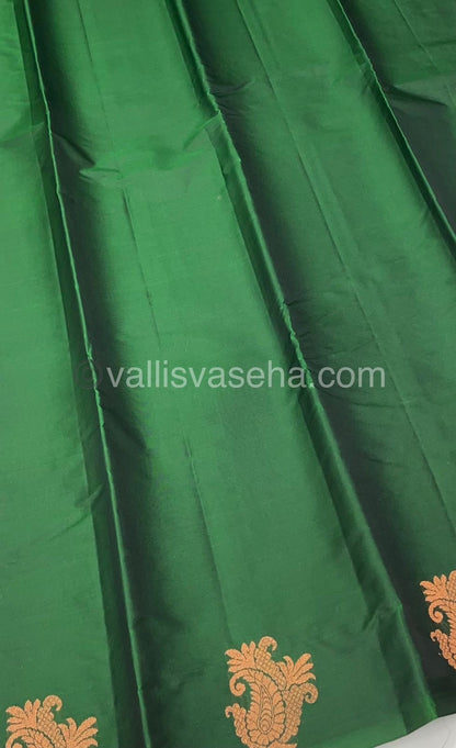 Half Mixed - Light Weight - Pure Soft Silk Saree - Dark Green  - VVPSS024