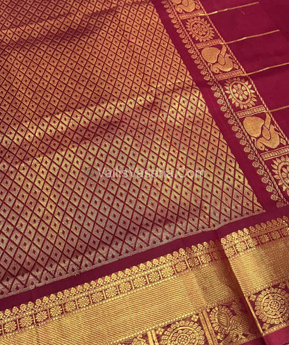 Pure Silk Cotton Saree - Mayil & Chakkaram Design - Maroon Shade- VVMC001