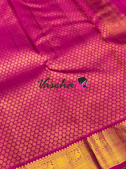 Pure Kanchipuram Silk Saree - Mandhulir Green & Pink Combo - VVPS025