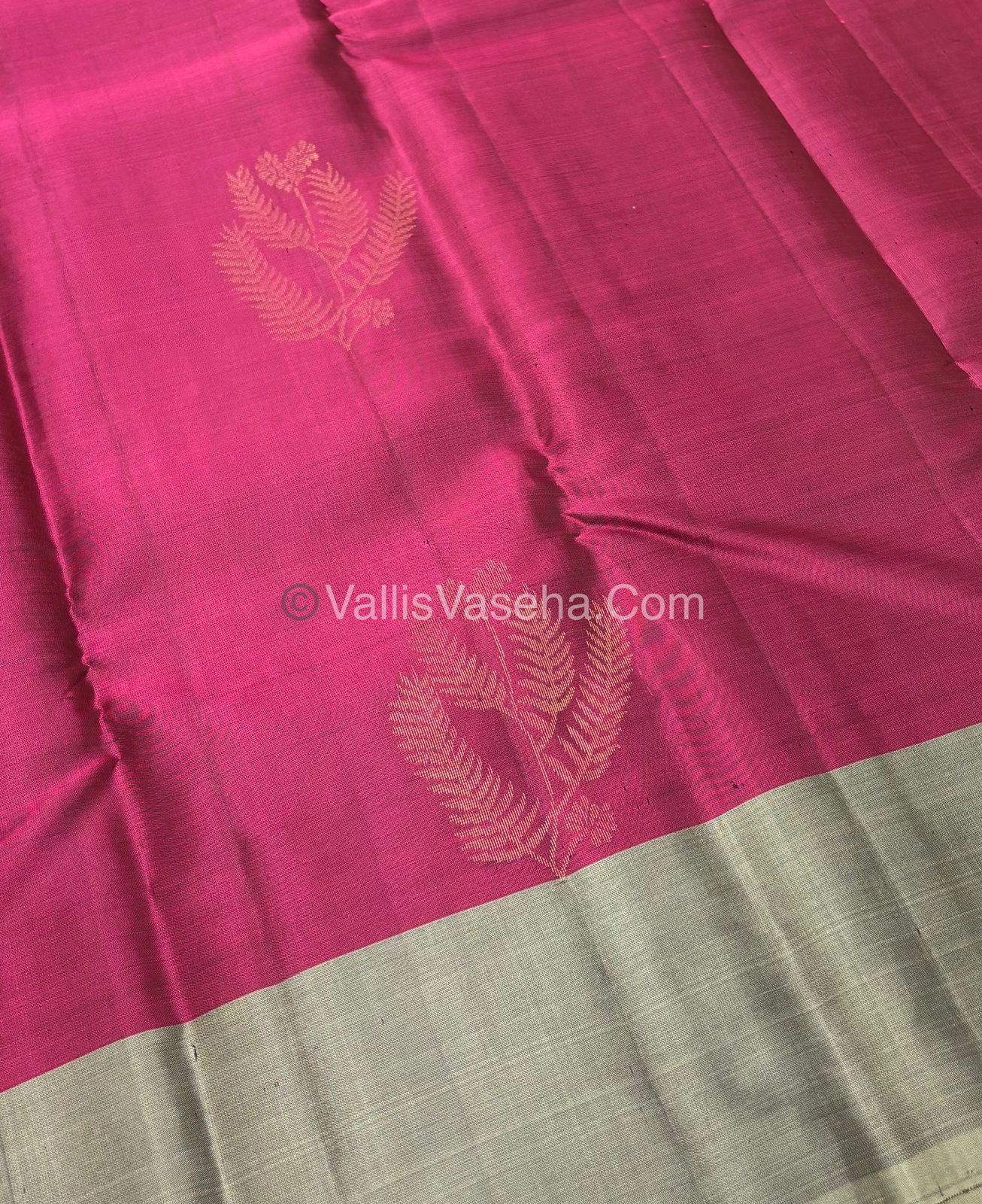 Half Mix - Pure Soft Silk Saree - VVPSS054